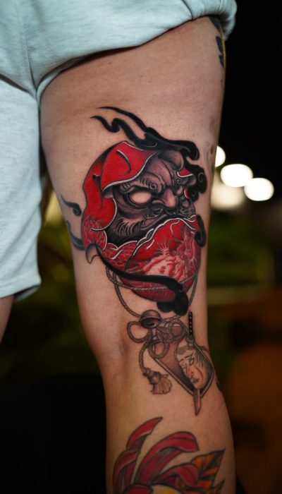 Home 10 Gold Hand Tattoo Estudio Bogota (2)